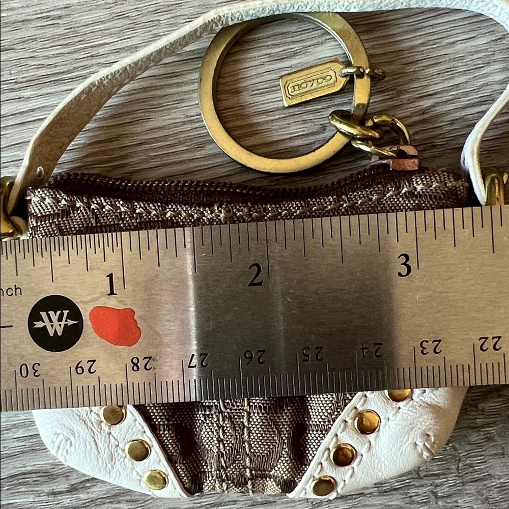 COACH SoHo keychain Mini bag charm coin purse Brown w/ White leather Gold studs - Picture 10 of 11